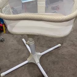Halo Baby Bassinets 