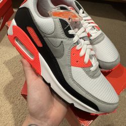 Nike Air Max 90 “Infrared” Size 10.5M