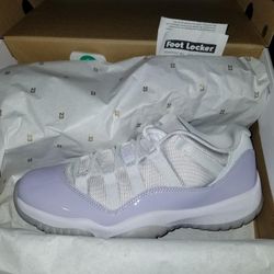 Jordan 11 Low "Pure Violet" (Women's)