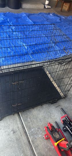 XXL COLLAPSIBLE DOG CRATE