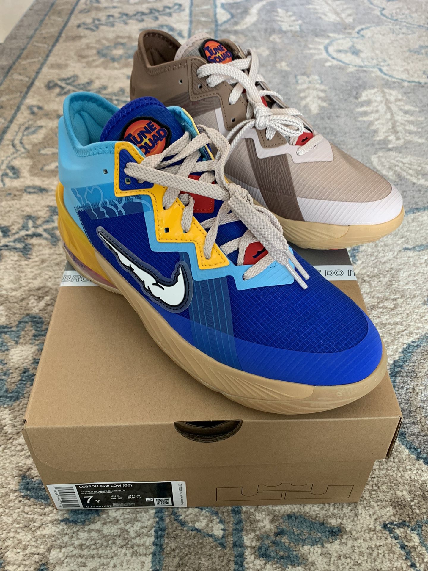 Space Jam Nike Lebron 18 Low for Sale in Miami, FL - OfferUp