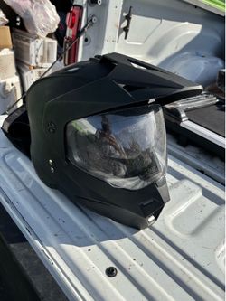 Riding helmet