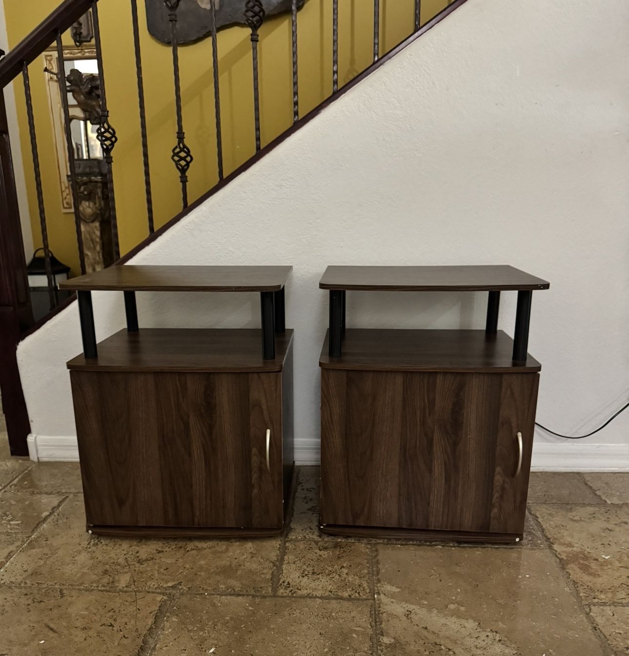 2 Night Stand