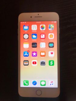 iPhone 8 Plus crack on back