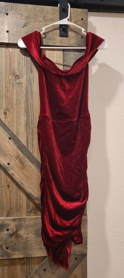 Red Dress Size M