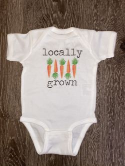 Custom cute onesies( all new) made to order!