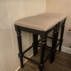 4 Stools