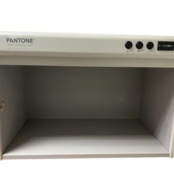 Pantone Color Viewing Light