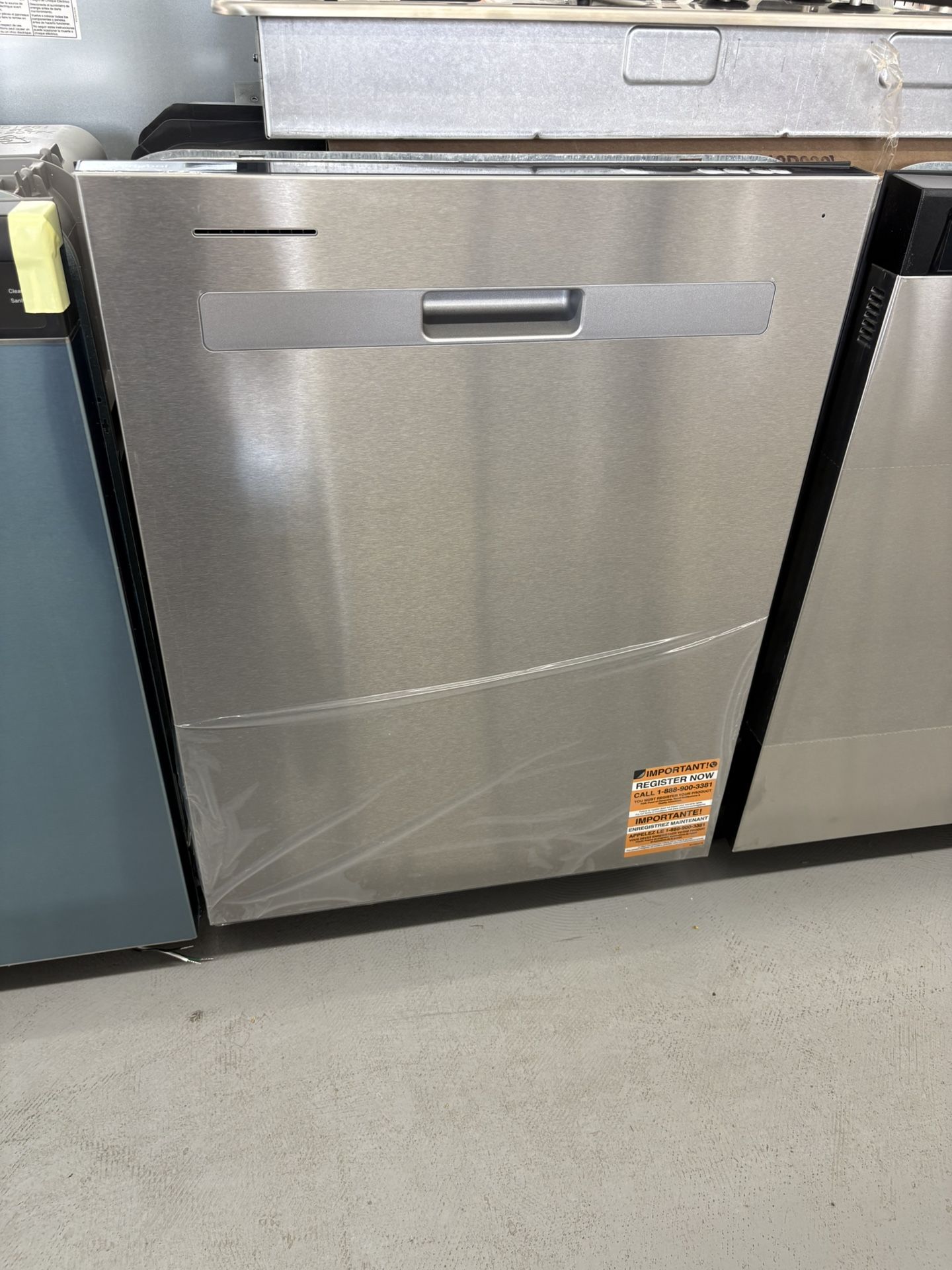 Whirlpool 24 Fingerprint Resistant Stainless Steel Top Control