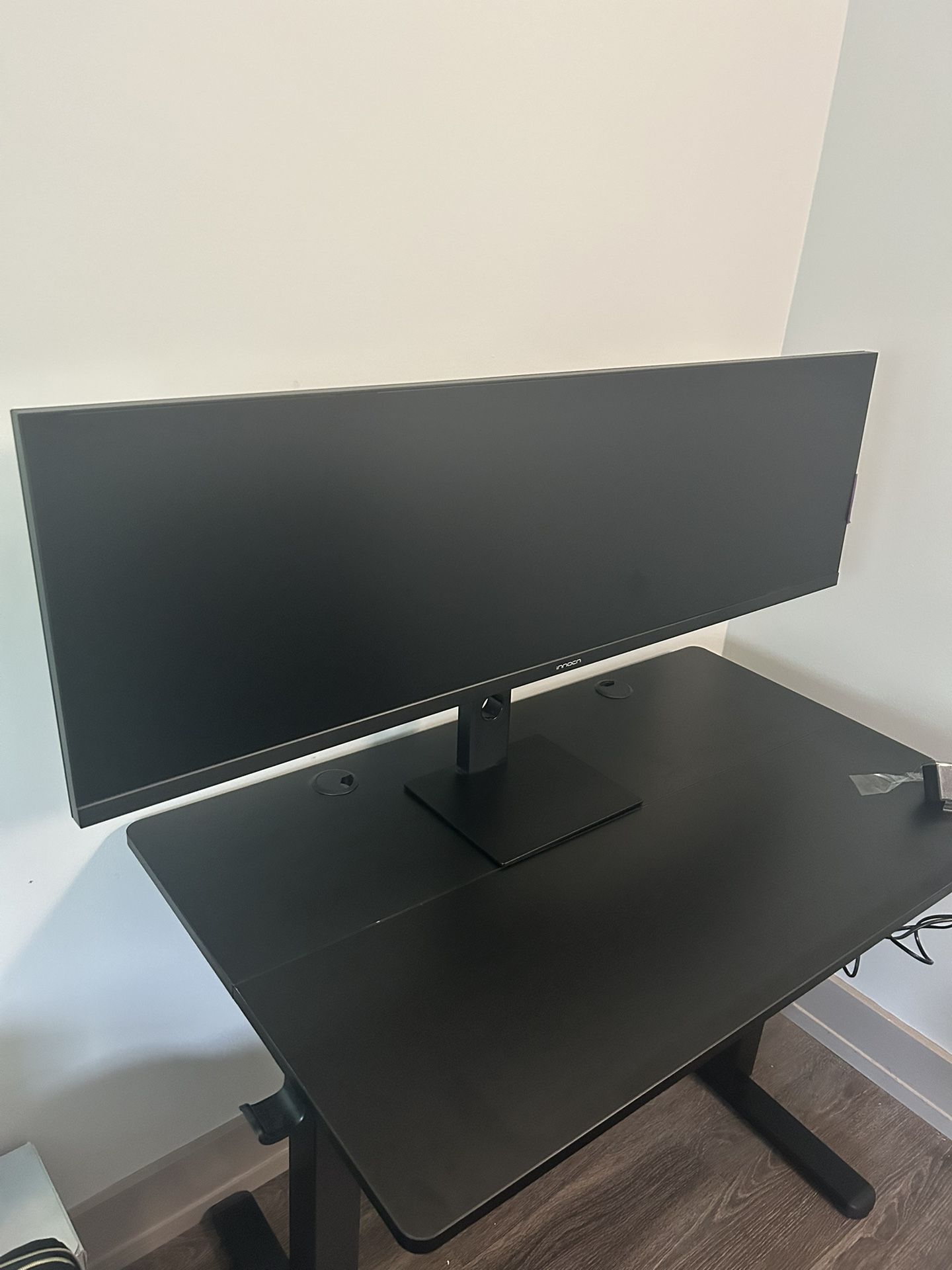 INNOCN Ultrawide Monitor 43.8"