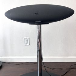 Title: B&W Zeppelin Wireless Speaker + Floor Stand 