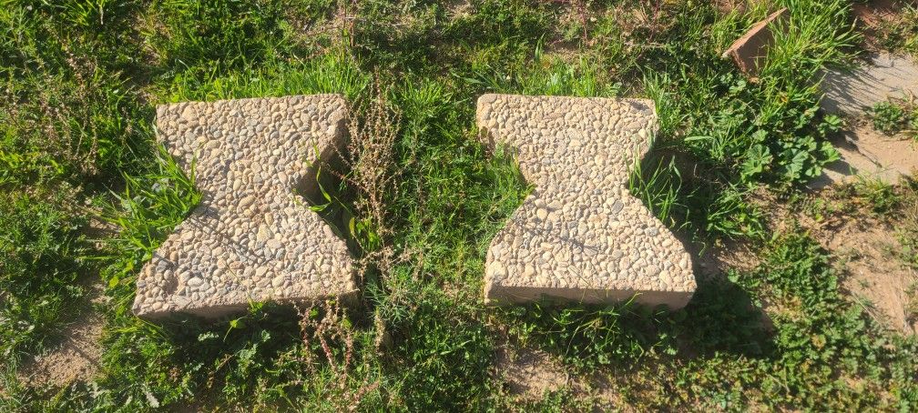 Cement Bench Legs for Sale in Beaumont, CA - OfferUp