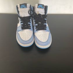 Jordan 1 University Blues , Size 6.5 Y