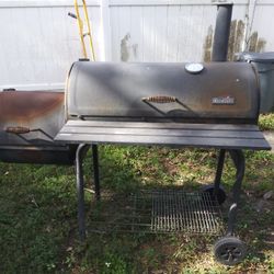 Smoker/grill