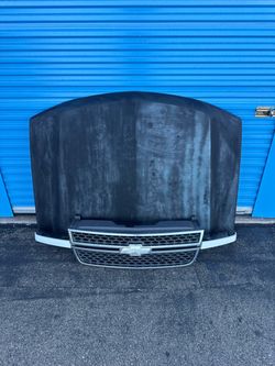 03-07 Chevy Silverado OEM HD Hood & OEM HD Grill