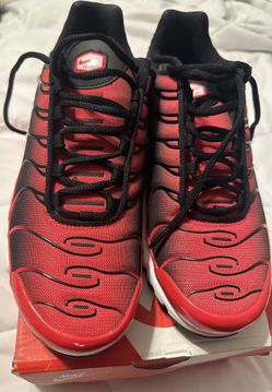 Nike Air Max Plus University Red