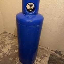 Propane Tank/ Tanque De Gas 
