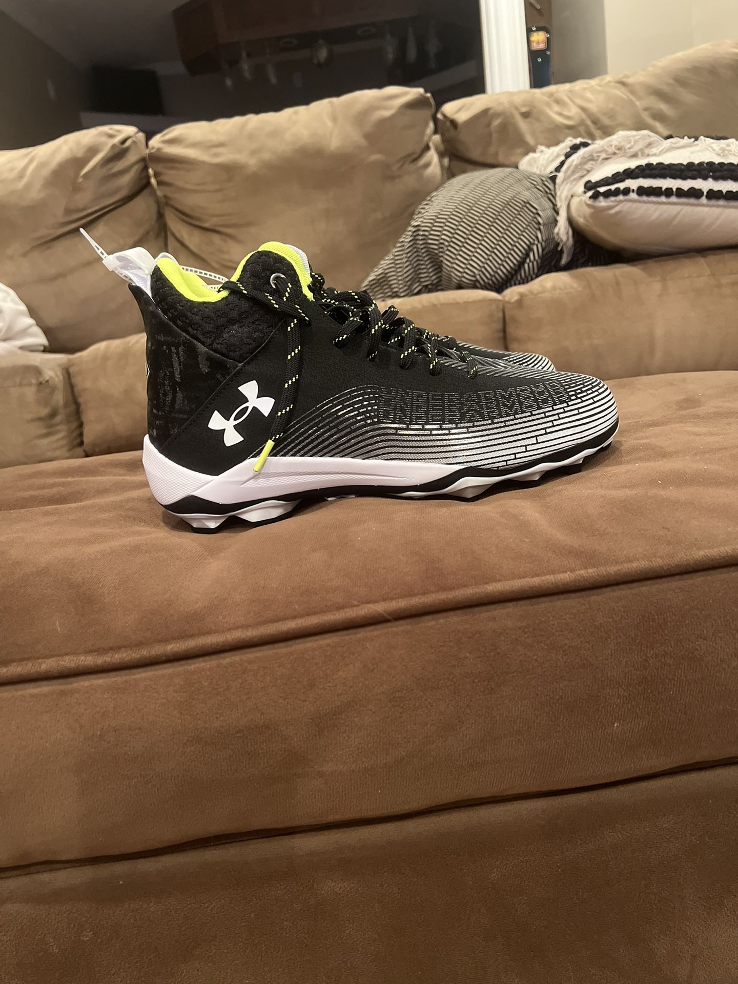 Under Armour Cleats Brand New Size 10.5