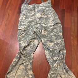 Military Surplus Camo Cold Weather Softshell Gen III L5 Pants