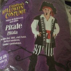 3/4 pirate Halloween costume
