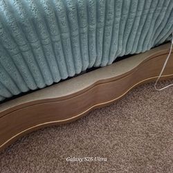 Queen bedroom set with box spring only.