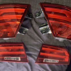 COMPLETE SET OEM TAIL LIGHT 