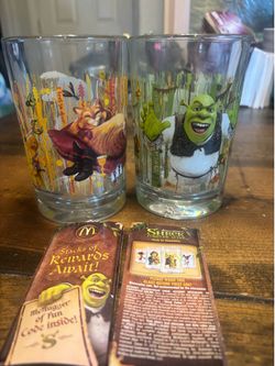2 Shrek McDonalds Collectible Glasses