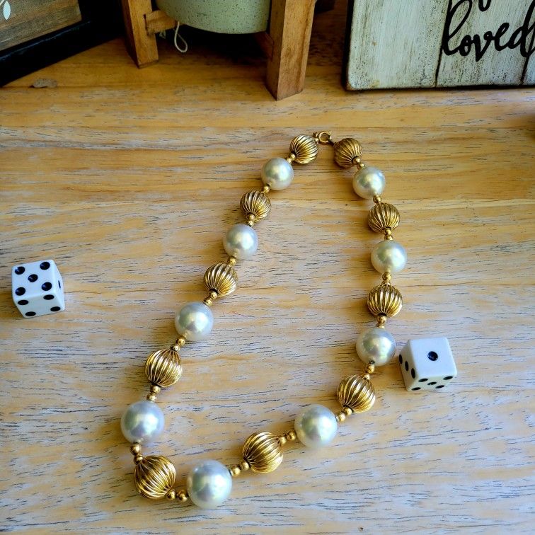 Gold Bead and Pearl Necklace 