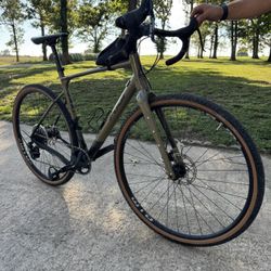 2024 Fuji Gravel Bike