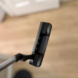 Scotty Cameron 2022 Jet Set Newport Custom Shop Putter