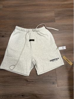 FOG Essentials Sweatshorts Light Oatmeal Size S (Brand New w/ Bag) 🌾🩳