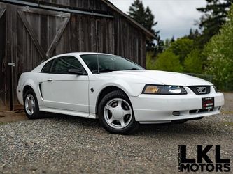 2004 Ford Mustang