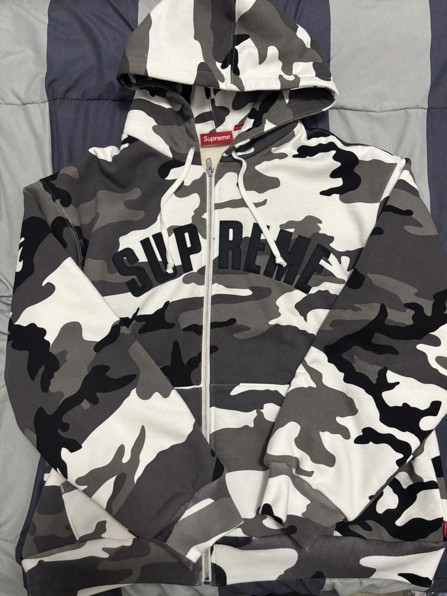 Supreme Snow Camo Arc Zip Up Hoodie FW/25
