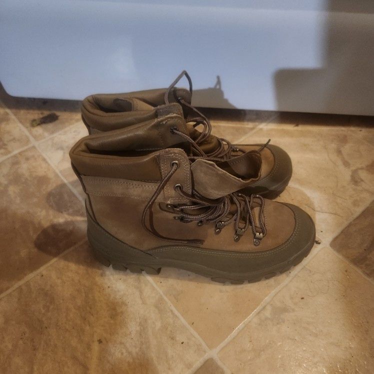 New Boots 10w