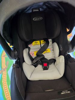 Graco SnugRide SnugFit 35 DLX Infant Car Seat with Base