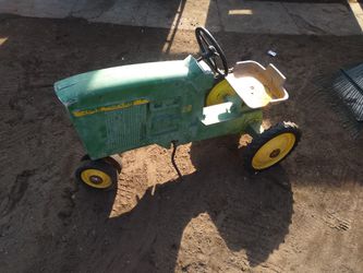 John Deere pedal tractor made by Ertl Co.