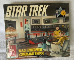 Star Trek TOS amt Model Kit, U.S.S. Enterprise Command Bridge #6007