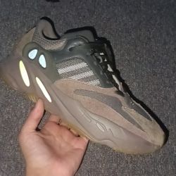 Yeezy 700