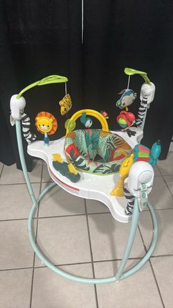 Fisher-Price Jumping Jungle Jumperoo Baby Jumper with Lights and Sound