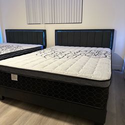 Queen Bed with led lights  Platform Bed / mattress included  New in a box  ☎️📲 (213)713-74-89   Cama Medida  queen con Luz led. /  Colchon Incluido  