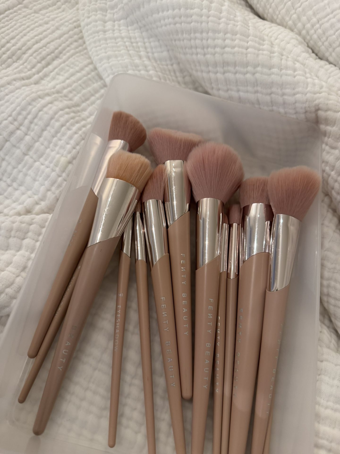 Fenty Beauty Makeup Brushes 13pcs