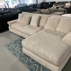 Lindy 3 Piece Long Sectionals