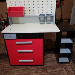 Kids Tool Bench With Peg Board