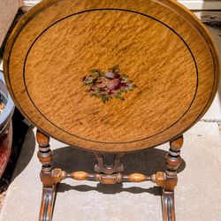 Antique Victorian Tilt Top Table 