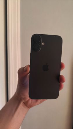 iPhone 16 + 128 gb UNLOCKED