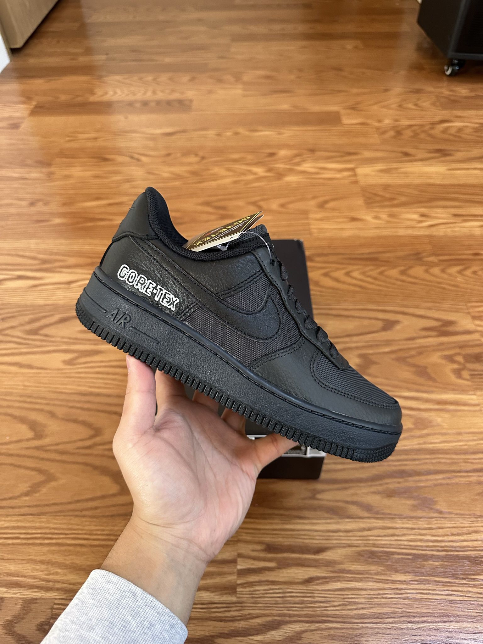 Nike Air Force 1 GTX Anthracite Grey Size 5M