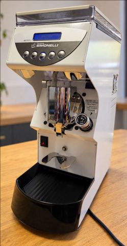 Nuova Simonelli Mythos Coffee Grinder