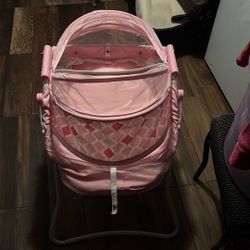 Bassinet  *Like Brand New*