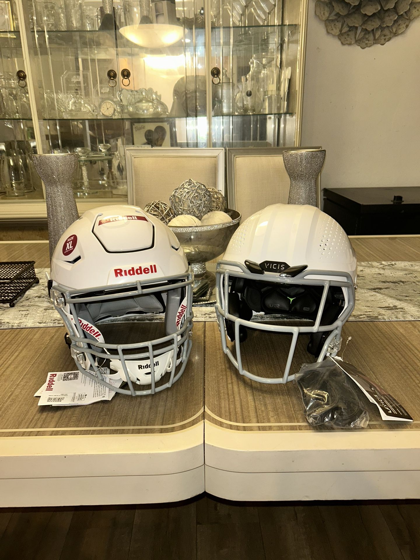 New Riddell Speedflex (XL) & Vicis Zero 2 (L)