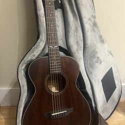 Orangewood Travel Guitar (Solid Top)